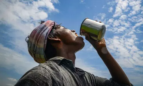 തൊഴിലാളികള്‍ക്ക് ഉച്ചയ്ക്ക് 12 മുതല്‍ 3 വരെ വിശ്രമം നല്‍കാൻ നിർദേശം