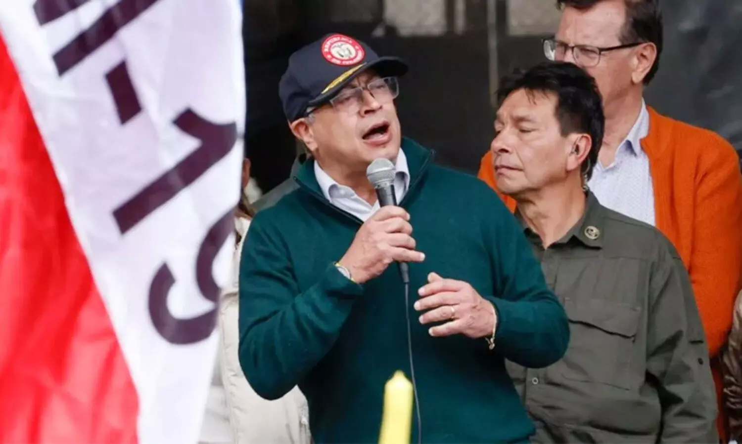 Gustavo petro 098907