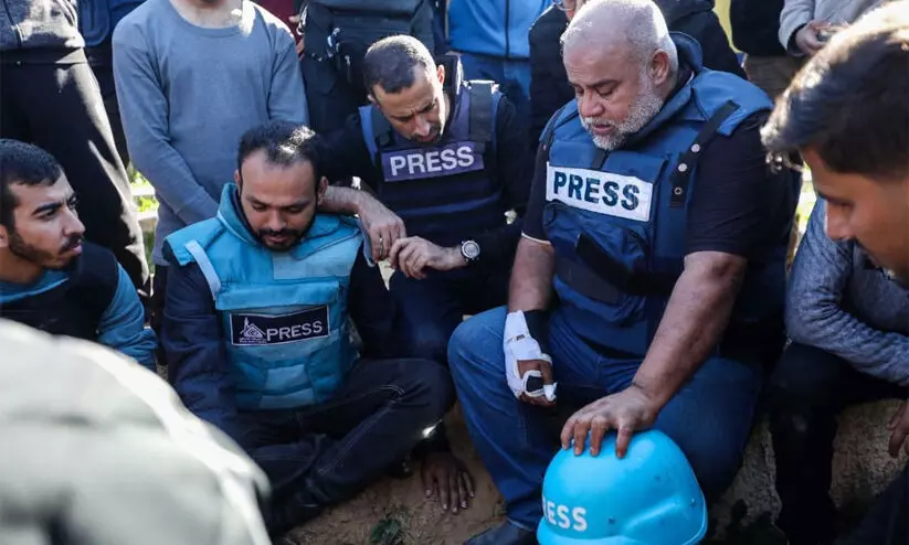 Palestinian Journalists Palestinian Journalists