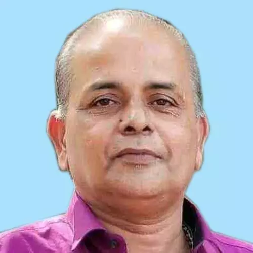 രാ​ജേ​ന്ദ്ര​ൻ ന​മ്പൂ​തി​രി