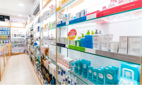 Order to close pharmacy whose license has expired