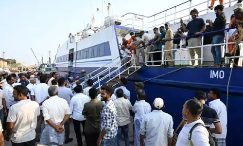 മം​ഗ​ളൂ​രു–ല​ക്ഷ​ദ്വീ​പ് യാ​ത്രാ​ക്ക​പ്പ​ൽ സ​ർ​വി​സ് പു​ന​രാ​രം​ഭി​ച്ചു