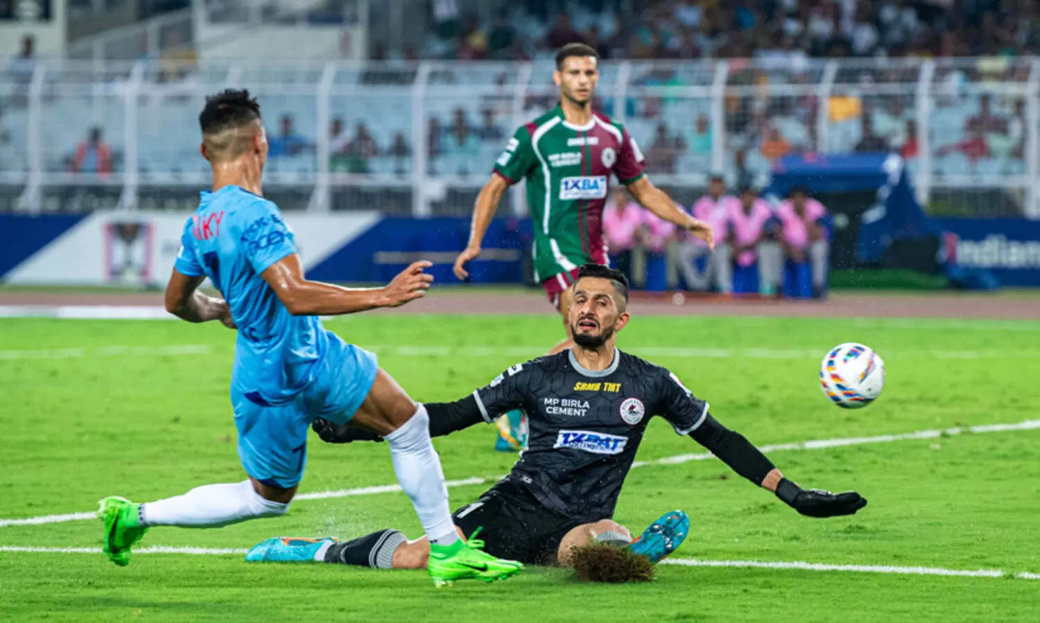 ഐ.എസ്.എൽ ഫൈനൽ: മുംബൈക്കെതിരെ മോഹൻ ബഗാൻ മുന്നിൽ