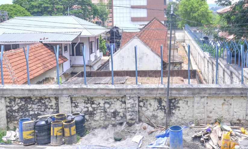 കോട്ടയം ജില്ല ജയിലിന്​ കമ്പിവേലിയുടെ സുരക്ഷ; ഇനി പവർഫുൾ, സ്​ട്രോങ്