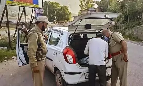 കശ്മീരിൽ ഭീകരർക്കായി തിരച്ചിൽ ഊർജിതം