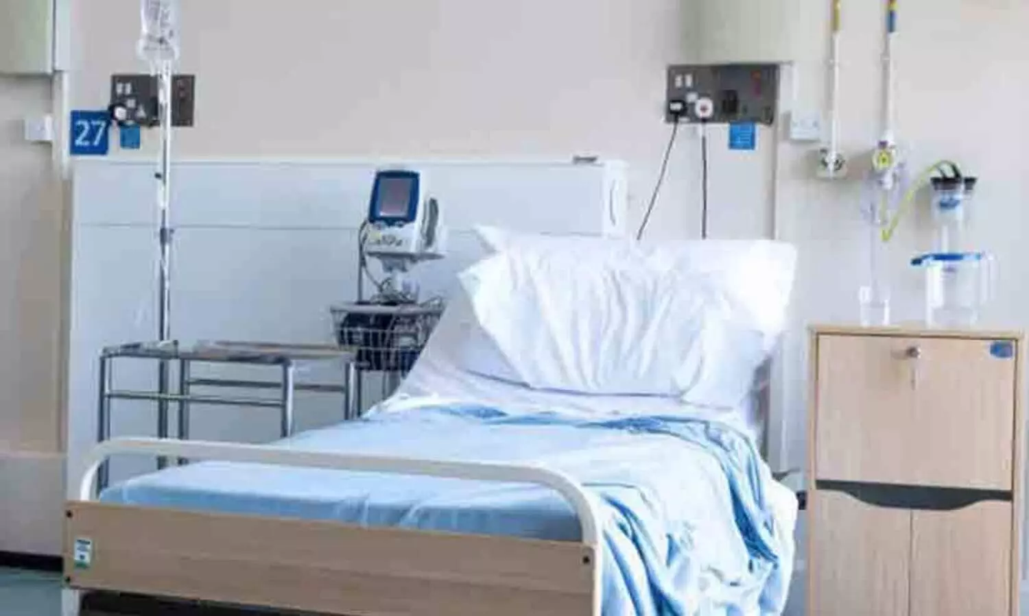 ചികിത്സിക്കാൻ പണമില്ലാത്തതിനാൽ ഐ.സി.യുവിൽ കിടന്ന ഭാര്യയെ കഴുത്തുഞെരിച്ച് കൊലപ്പെടുത്തി യുവാവ്