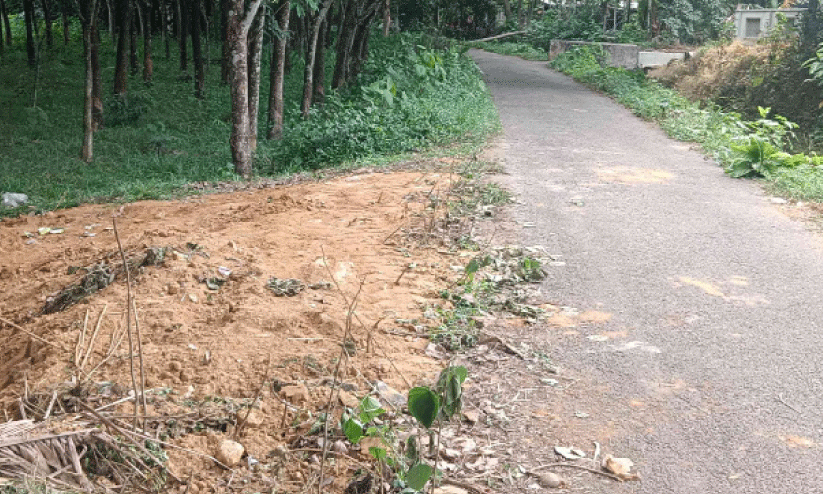 canal waste dumped at residential area