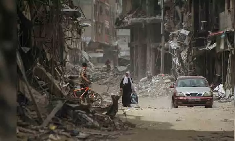 റഫ അതിർത്തിയുടെ ഭാഗം ഇസ്രായേൽ സൈന്യം പിടിച്ചെടുത്തു; ആശ്രയമറ്റ് ഫലസ്തീനികൾ റഫ അതിർത്തിയുടെ ഭാഗം ഇസ്രായേൽ സൈന്യം പിടിച്ചെടുത്തു; ആശ്രയമറ്റ് ഫലസ്തീനികൾ