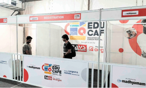 educafe stalls