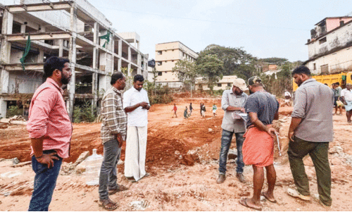 perinthalmanna municipal council indoor market
