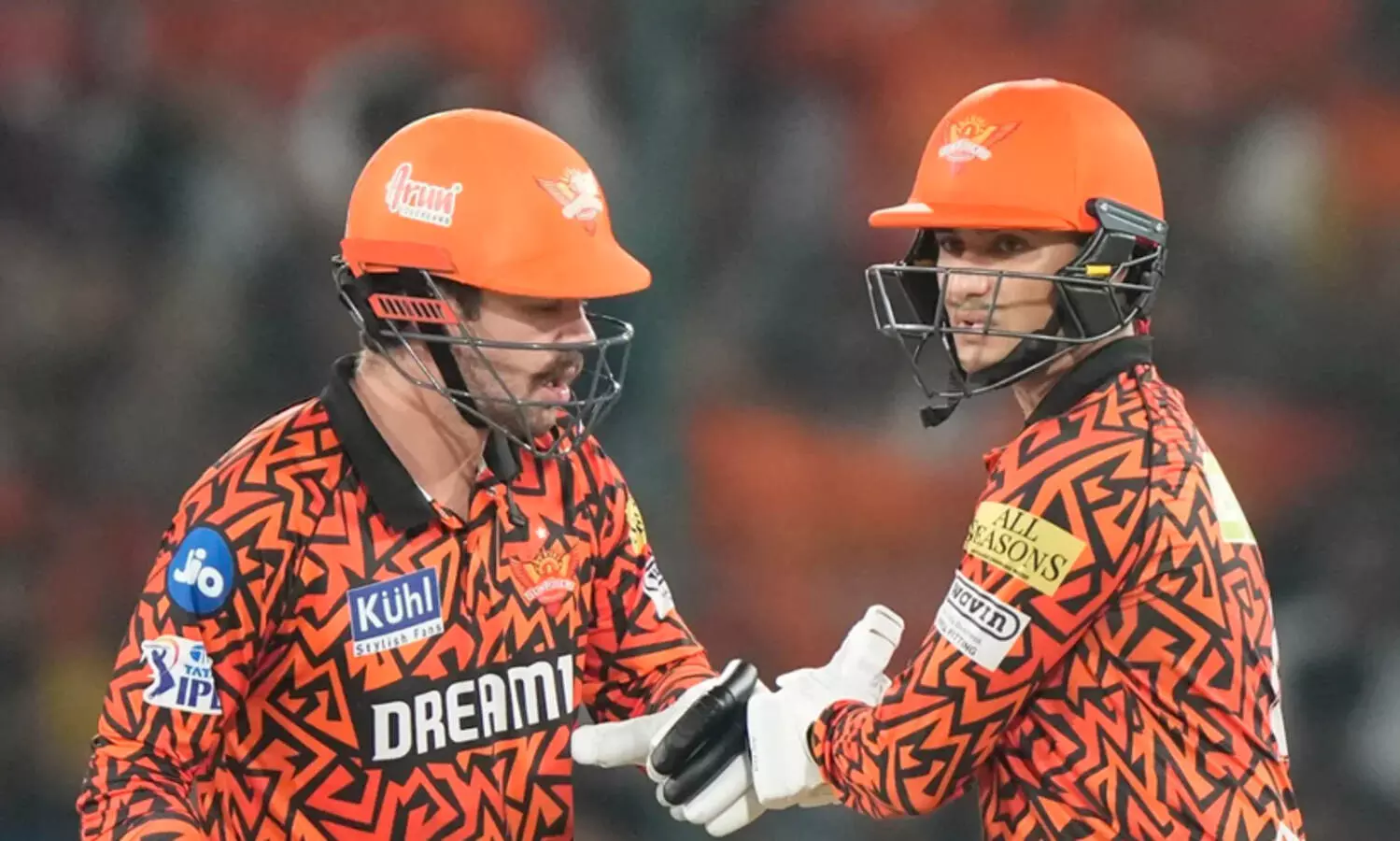 ഇടിമിന്നലായി ട്രാവിസ് ഹെഡും (89*) അഭിഷേകും (75*)! 58 പന്തിൽ കളി തീർത്ത് ഹൈദരാബാദ്