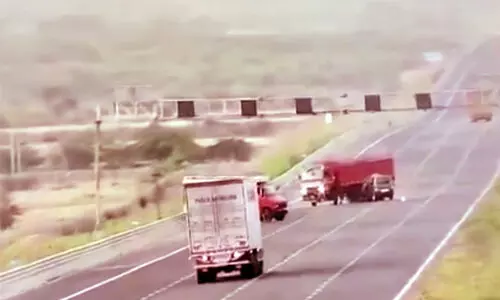 6 killed as car collides with truck in Rajasthan