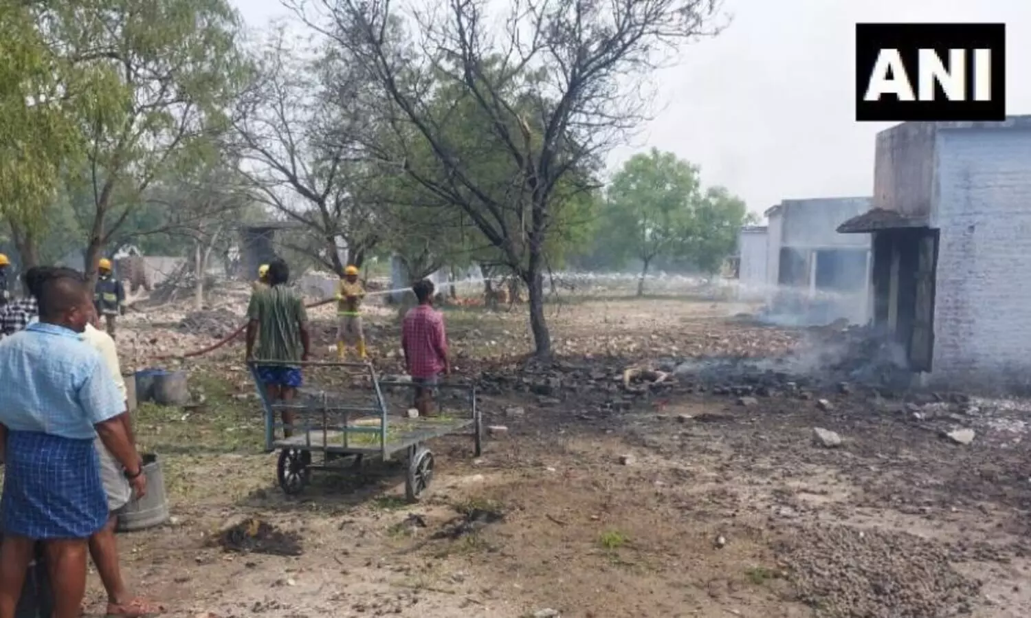 ശിവകാശി പടക്ക നിർമാണശാലയിൽ   സ്ഫോടനം; ഒമ്പത് മരണം