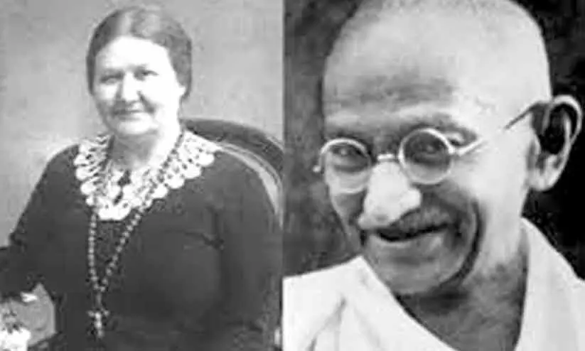 ബാ​​​പ്പു​​​വി​​​ന്റെ   സ്വ​​​ന്തം എ​​​സ്ത​​​ർ