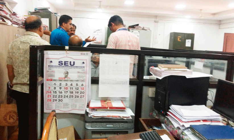 കൃ​ഷി ഓ​ഫി​സ​റു​ടെ റി​പ്പോ​ർ​ട്ട് മ​റി​ക​ട​ന്നും വ​യ​ൽ നി​ക​ത്താൻ അ​നു​മ​തി