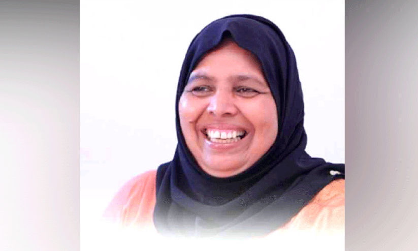 Chairperson of Eratupetta Municipal Corporation tendered her resignation