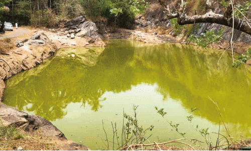 സംരക്ഷണ ഭിത്തിയില്ല; ഭീഷണിയായി ക​ള​പ്പാ​ട്ടു​മു​ണ്ട ക്വാറി