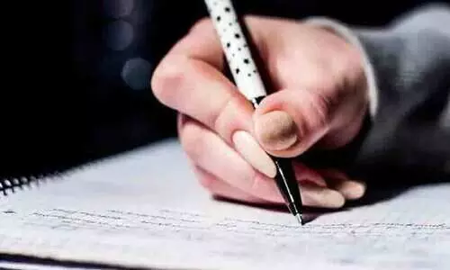 ഞങ്ങൾക്ക് പൊലീസുകാരാകണം; പിതാവും അമ്മാവനും ബലാത്സംഗം ചെയ്ത,10ൽ ഉന്നത വിജയം നേടിയ പെൺകുട്ടികൾ പറയുന്നു