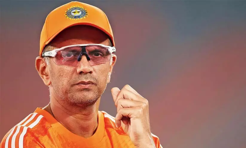 രാഹുൽ ദ്രാവിഡ് പുറത്തേക്ക്?; ഇന്ത്യൻ ക്രിക്കറ്റ് ടീമിന് പുതിയ പരിശീലകനെ കണ്ടെത്താൻ പരസ്യം ചെയ്യാനൊരുങ്ങി ബി.സി.സി.ഐ