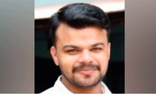 The body of Shefiq, who died in a car accident near Riyadh, is cox buried