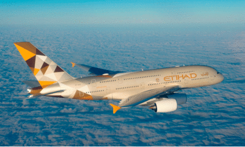 Etihad Airways made a profit of 52.6 crore dirhams in the first quarter.