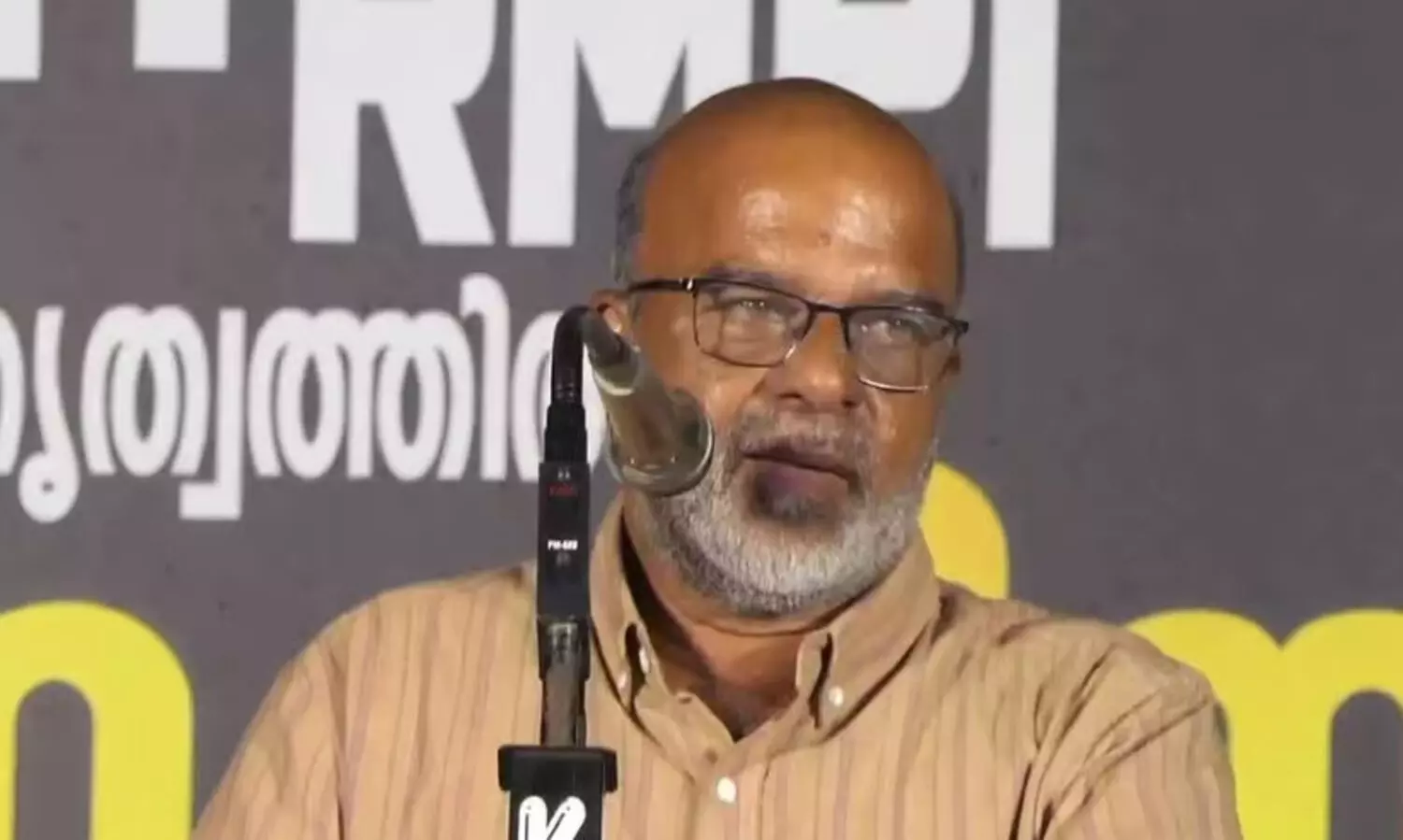 കെ.എസ് ഹരിഹരന്റെ വീടിന് നേരെ ആക്രമണം; സ്കൂട്ടറിലെത്തിയ സംഘം സ്ഫോടകവസ്തുവെറിഞ്ഞു