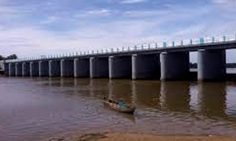 Kootay regulator-cum-bridge