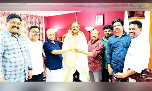 ഗ​സ്സ​യി​ലെ സേ​വ​നം: ടാ​നി​ഷ് വ​ർ​ഗീ​സി​നെ ആ​ദ​രി​ച്ചു