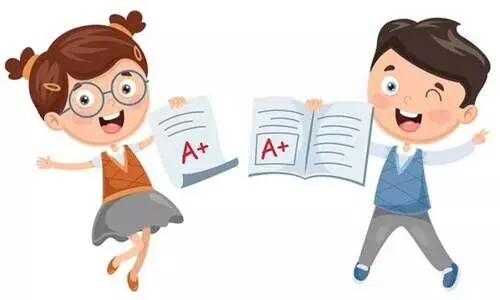 വി​ജ​യ​ത്തി​ള​ക്ക​വു​മാ​യി ഇ​ന്ത്യ​ൻ സ്കൂ​ളു​ക​ൾ