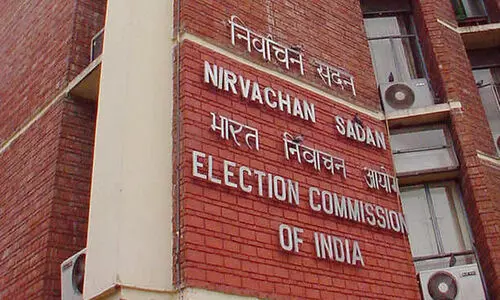 താരപ്രചാരകർ മാതൃകയാകണമെന്ന് തെരഞ്ഞെടുപ്പ് കമീഷൻ താരപ്രചാരകർ മാതൃകയാകണമെന്ന് തെരഞ്ഞെടുപ്പ് കമീഷൻ