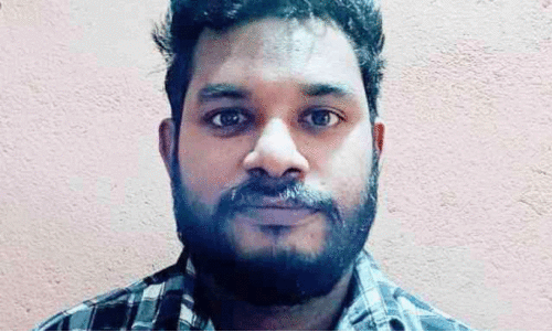 അ​ക്ഷ​യ് കു​മാ​ർ