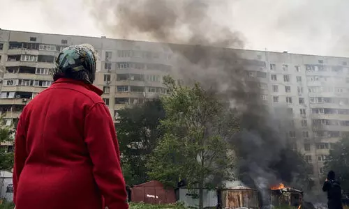 ഖാർകിവിൽ റഷ്യൻ മുന്നേറ്റം; സൈന്യത്തെ പിൻവലിച്ച് യുക്രെയ്ൻ