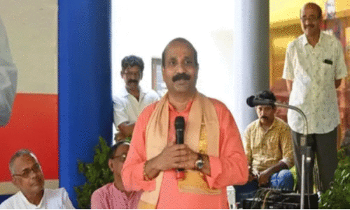 എം.​എ​ൽ.​സി: ബി.​ജെ.​പി റി​ബ​ൽ ഗ​ണ​പ​തി ഭ​ട്ട് വി​ളി​ച്ച യോ​ഗ​ത്തി​ൽ വ​ൻ ജ​ന പ​ങ്കാ​ളി​ത്തം