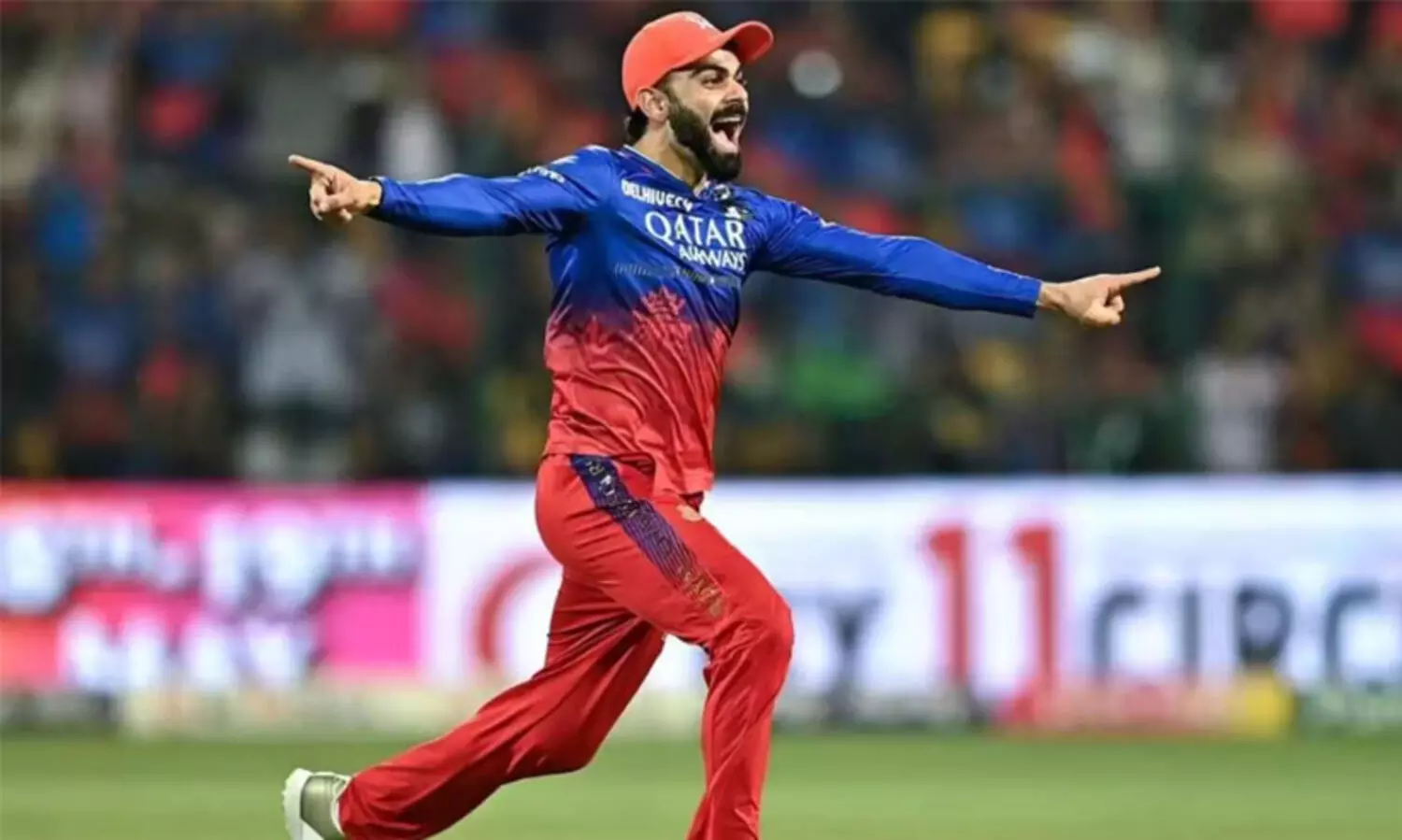 ​അവർക്ക് മിന്നും ഫോമിലുള്ള കോഹ്‌ലിയുണ്ട്; ബംഗളൂരു പ്ലേ ഓഫിലെത്തുമെന്ന് ഇതിഹാസ താരം