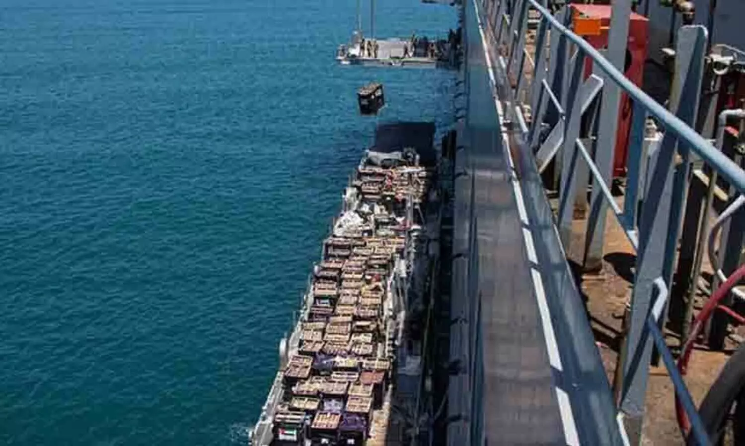 ഗ​സ്സ​യി​ലെ താ​ൽ​ക്കാ​ലി​ക തു​റ​മു​ഖം തു​റ​ന്നു