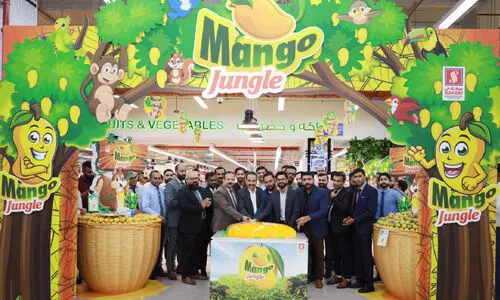 മാം​ഗോ ജം​ഗി​ളു​മാ​യി സ​ഫാ​രി ഹൈ​പ്പ​ര്‍മാ​ര്‍ക്ക​റ്റ്‌