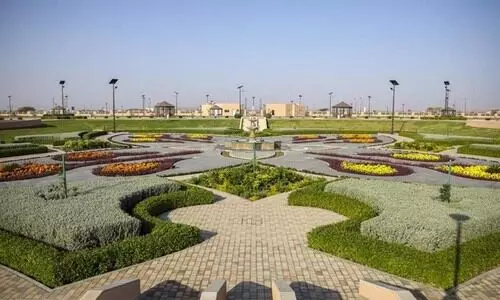 പു​തി​യ പാ​ർ​ക്കു​ക​ൾ നി​ർ​മി​ക്കു​ന്നു