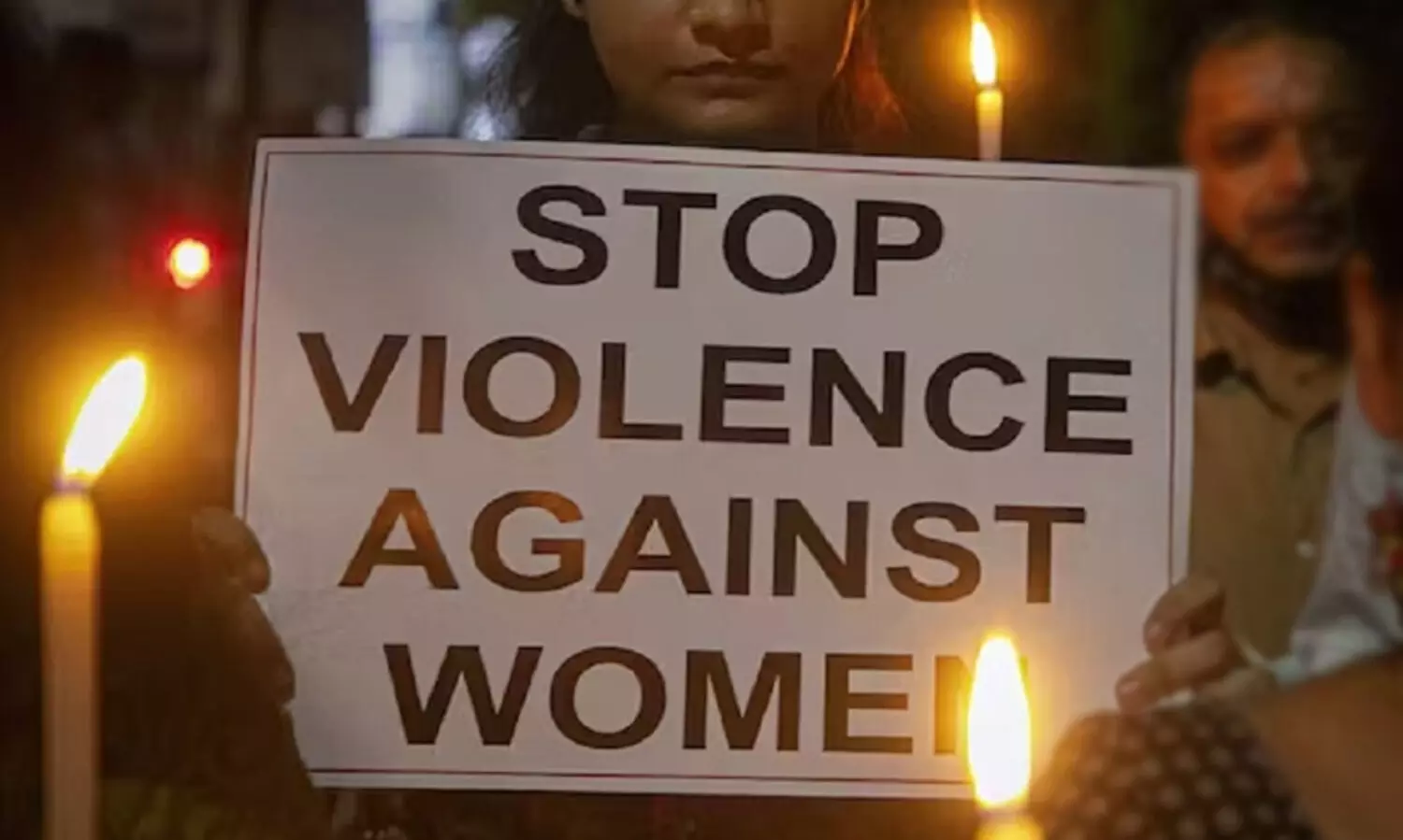 അതിജീവിതയെ അപമാനിക്കുംവിധം വാര്‍ത്ത നല്‍കരുത് -വനിത കമീഷന്‍