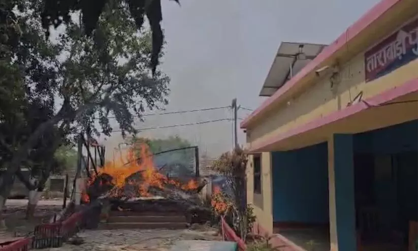 Couple commits suicide in custody; Locals set fire to the police station