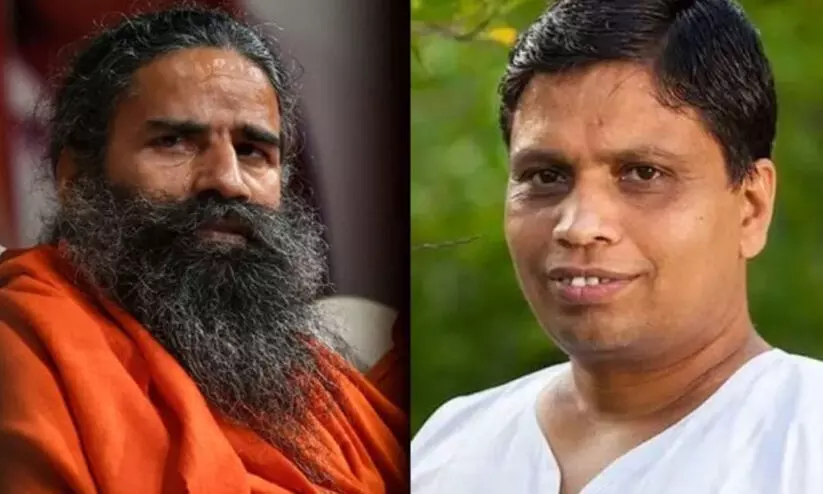 തെറ്റിദ്ധരിപ്പിക്കുന്ന പരസ്യം: ബാബാ രാംദേവും ആചാര്യ ബാലകൃഷ്ണയും ഹാജരാകണമെന്ന് ഹരിദ്വാർ കോടതി