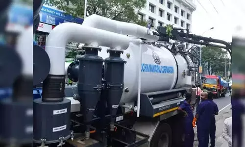 വെള്ളക്കെട്ട് പരിഹരിക്കാൻ തിരുവനന്തപുരത്ത് സക്ഷൻ കം ജെറ്റിങ് മെഷീൻ