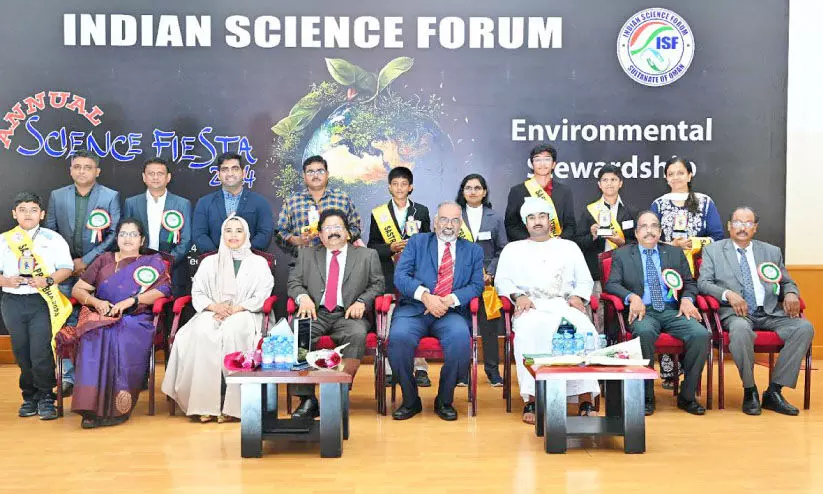 ഐ.എസ്.എഫ് വാർഷിക സയൻസ് ഫിയസ്റ്റ സമാപിച്ചു ഐ.എസ്.എഫ് വാർഷിക സയൻസ് ഫിയസ്റ്റ സമാപിച്ചു