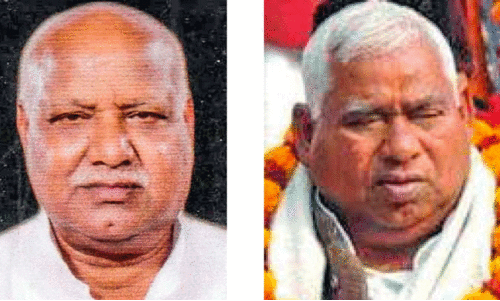 Between New Ayodhya and Old Faizabad