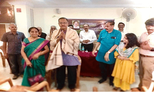 സ​ർ​ഗാ​ത്മ​ക സൗ​ന്ദ​ര്യ​മു​ള്ള വി​വ​ർ​ത്ത​നം അ​നി​വാ​ര്യം -ഡോ. ​മു​ഞ്ഞി​നാ​ട് പ​ത്മ​കു​മാ​ർ