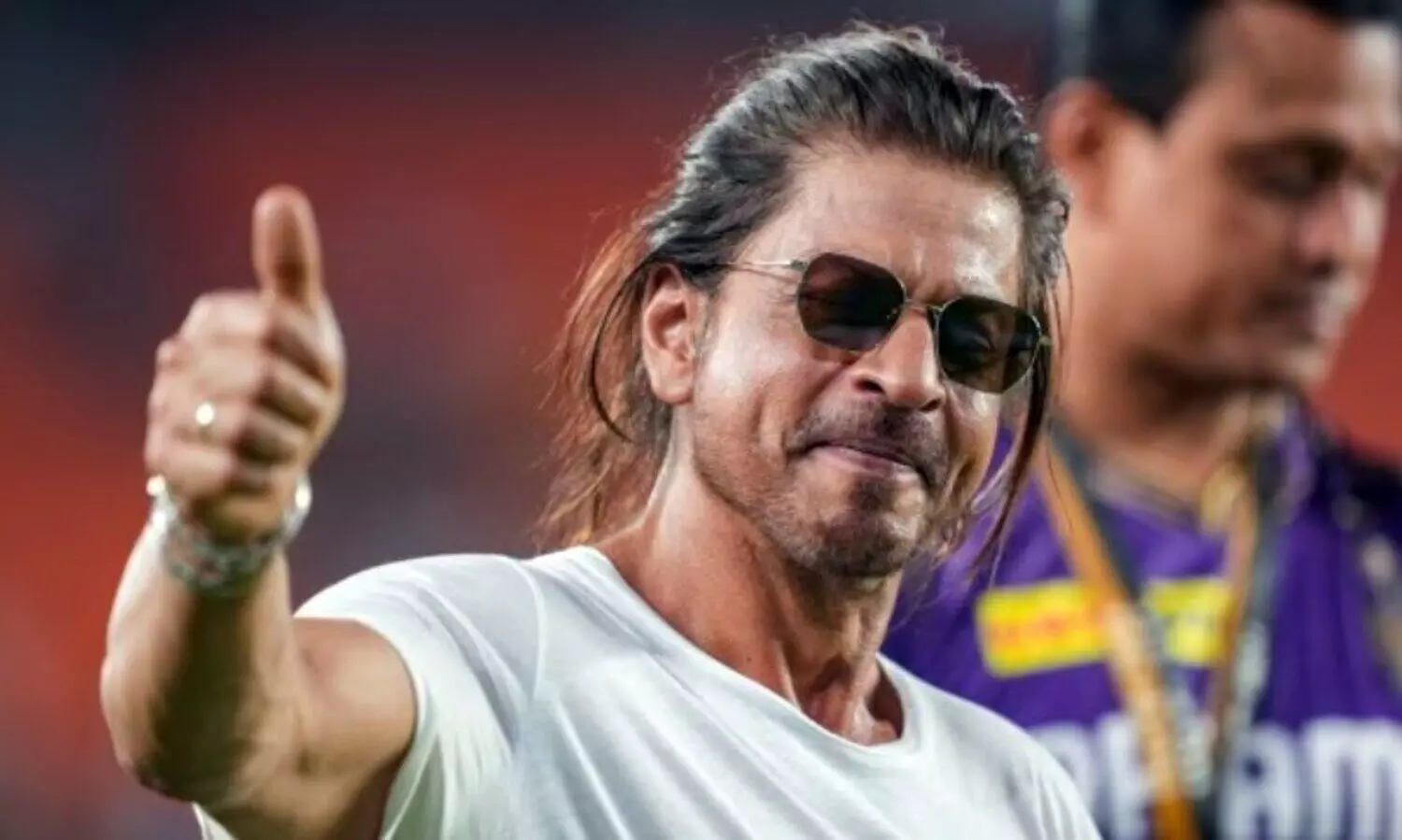 ‘ഫൈനൽ കാണാൻ ഗാലറിയിൽ ഉണ്ടാകും’; ഷാറൂഖ് ഖാന്‍റെ ആരോഗ്യനിലയിൽ പുരോഗതിയെന്ന് ജൂഹി ചൗള