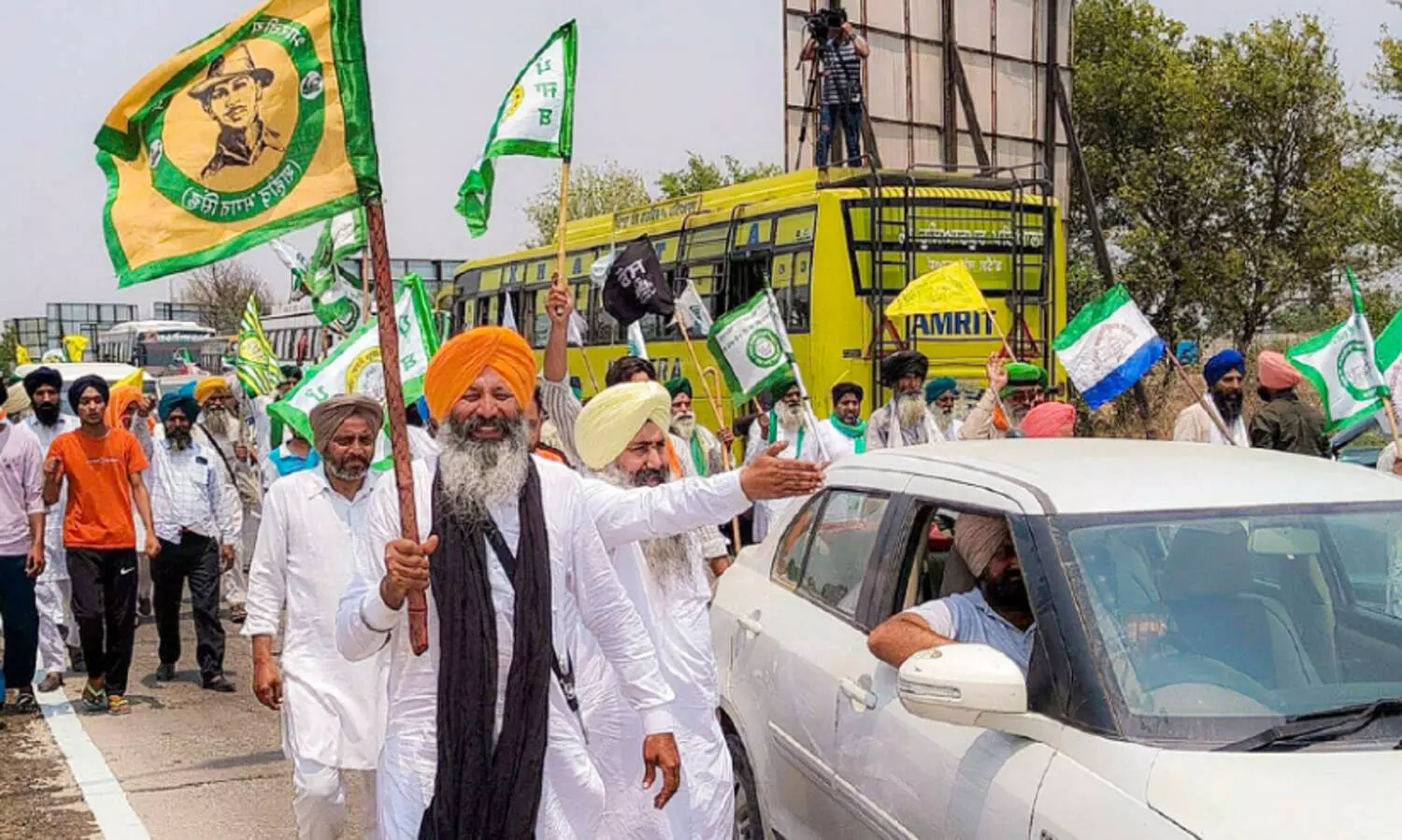 കർഷക പ്രതിഷേധത്തിന്റെ ചൂടറിഞ്ഞ് മോദിയും