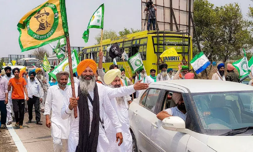 കർഷക പ്രതിഷേധത്തിന്റെ ചൂടറിഞ്ഞ് മോദിയും കർഷക പ്രതിഷേധത്തിന്റെ ചൂടറിഞ്ഞ് മോദിയും