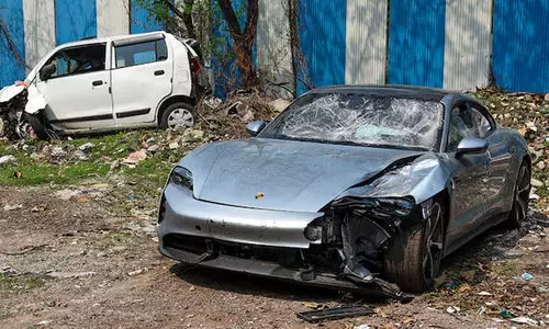 പൂണെയിൽ അപകടമുണ്ടാക്കിയ കൗമാരക്കാരന്റെ ജാമ്യം റദ്ദാക്കി