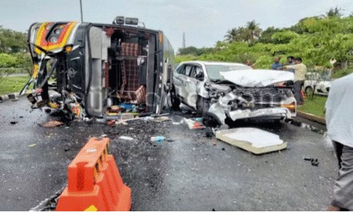 മം​ഗ​ളൂ​രുവിൽ ലോ​റി​യും കാ​റും കൂ​ട്ടി​യി​ടി​ച്ചു