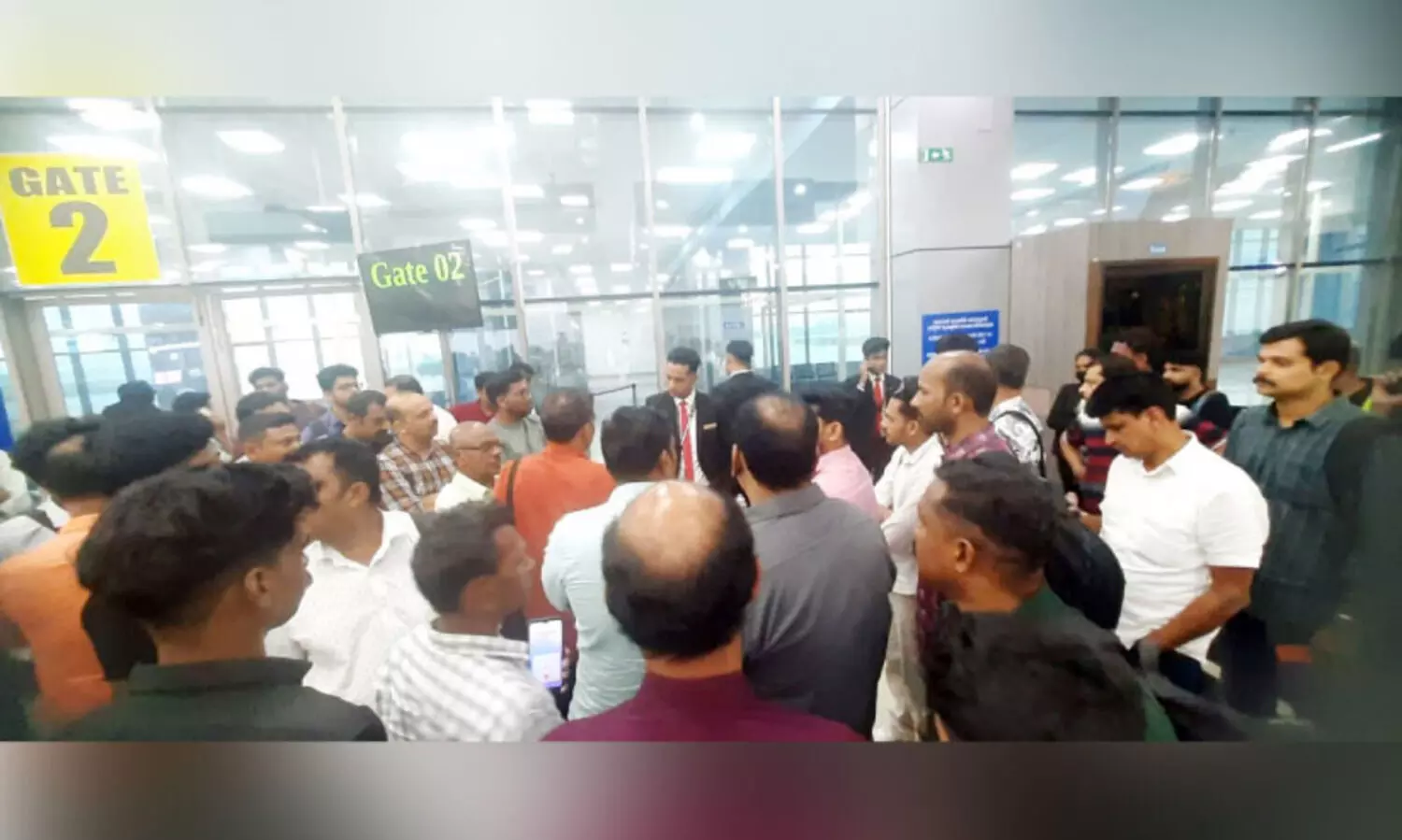 വ​ട്ടം ക​റ​ക്കി​യ​ത്​ മ​തി​യാ​യി​ല്ലേ, ഇ​നി​യെ​ങ്കി​ലും ന​ന്നാ​യി കൂ​ടെ?